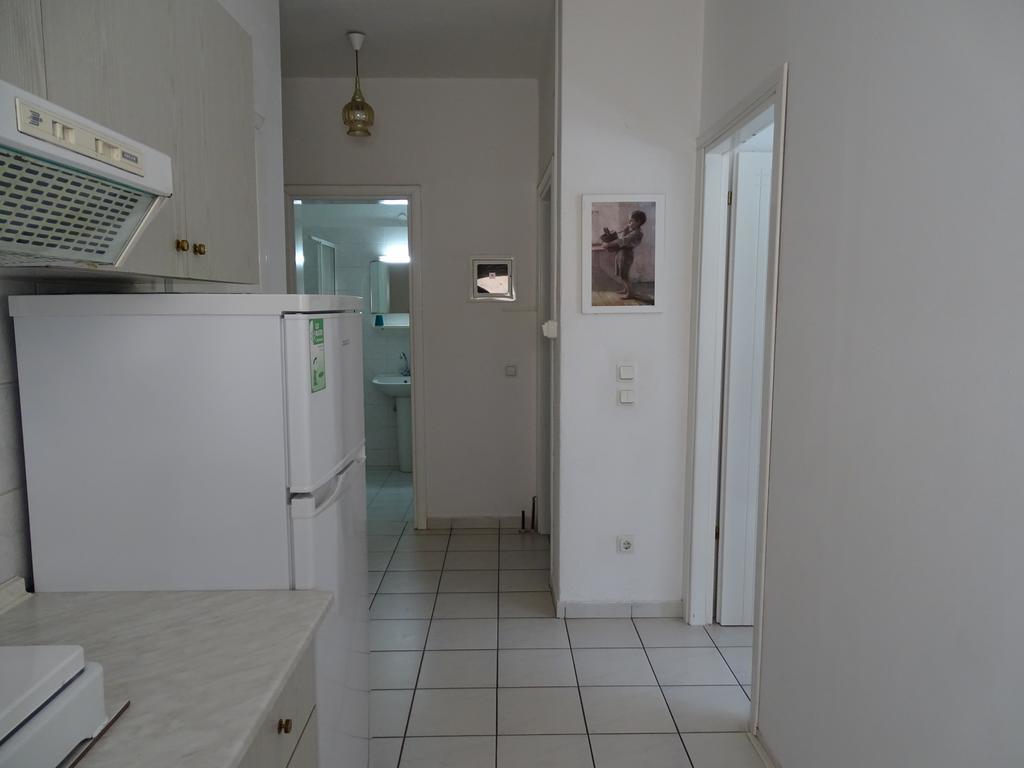 Socrates Apartments Olympiakí Aktí Buitenkant foto
